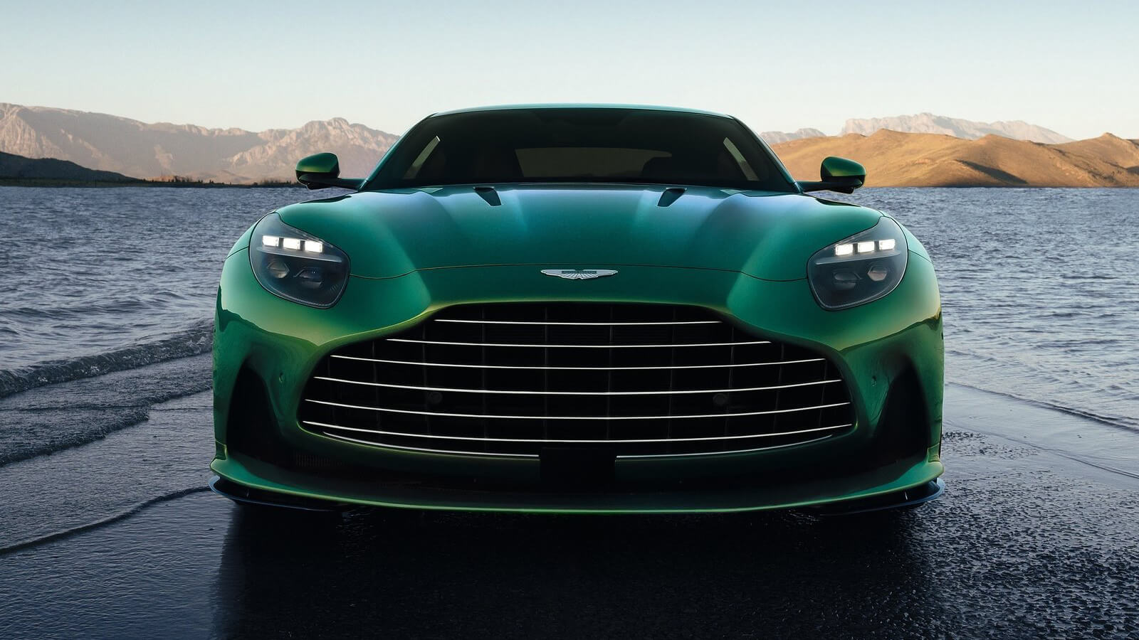 Aston Martin DB12 prize 4