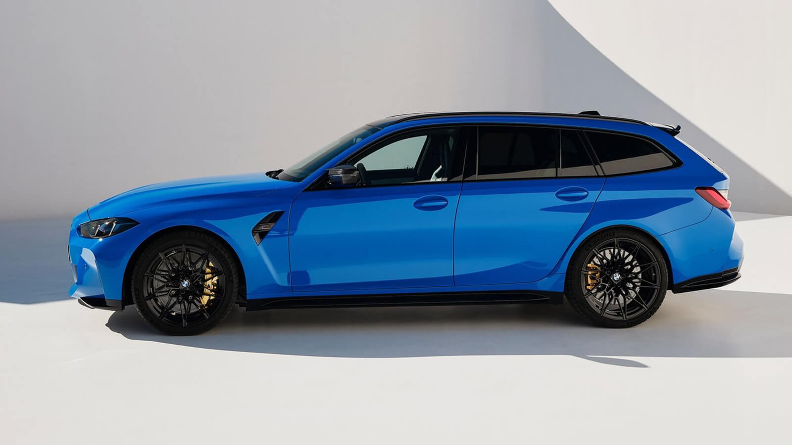 BMW M3 Competition Touring prize 7