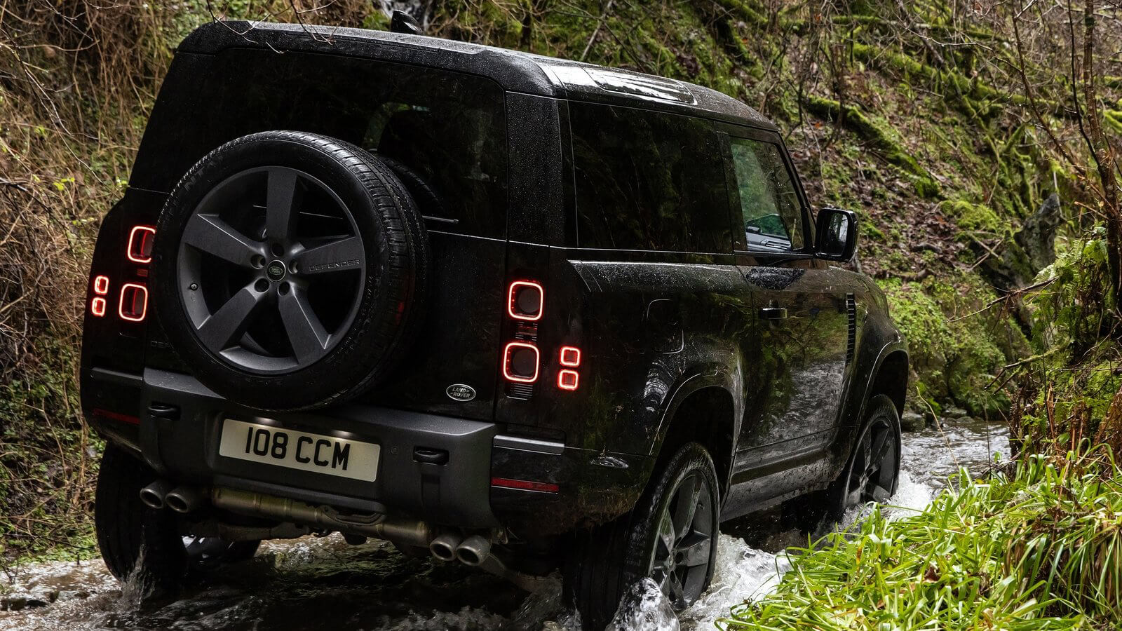 Land Rover Defender 90 V8 prize 5