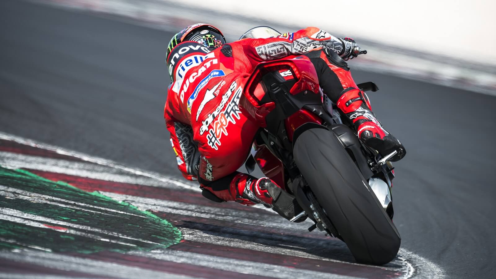 Ducati Panigale V4 R prize 8