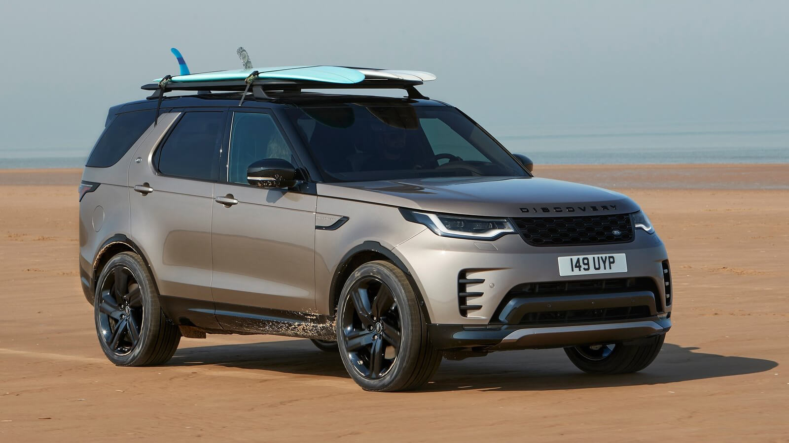 Land Rover Discovery D350 prize 2
