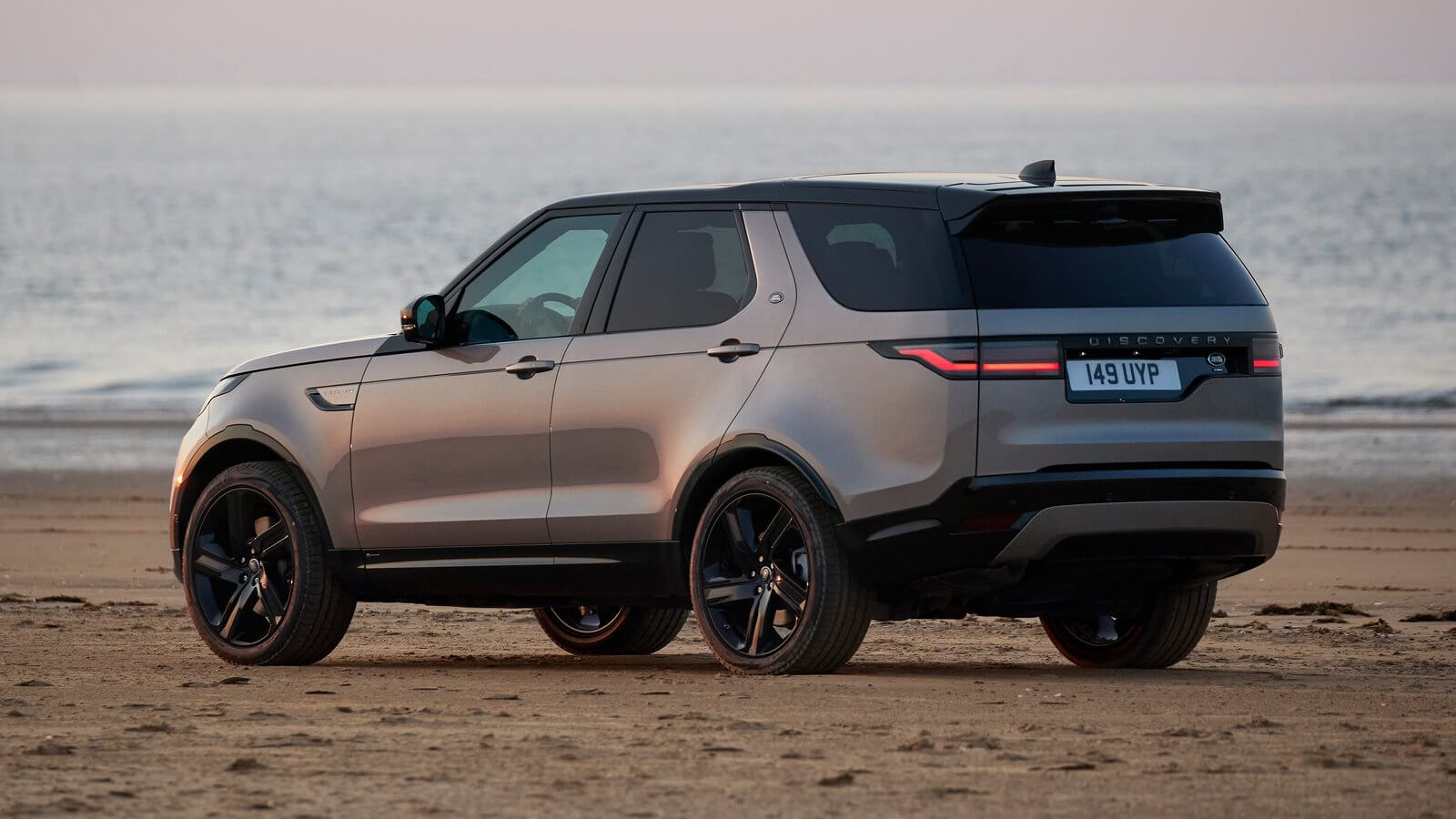 Land Rover Discovery D350 prize 4