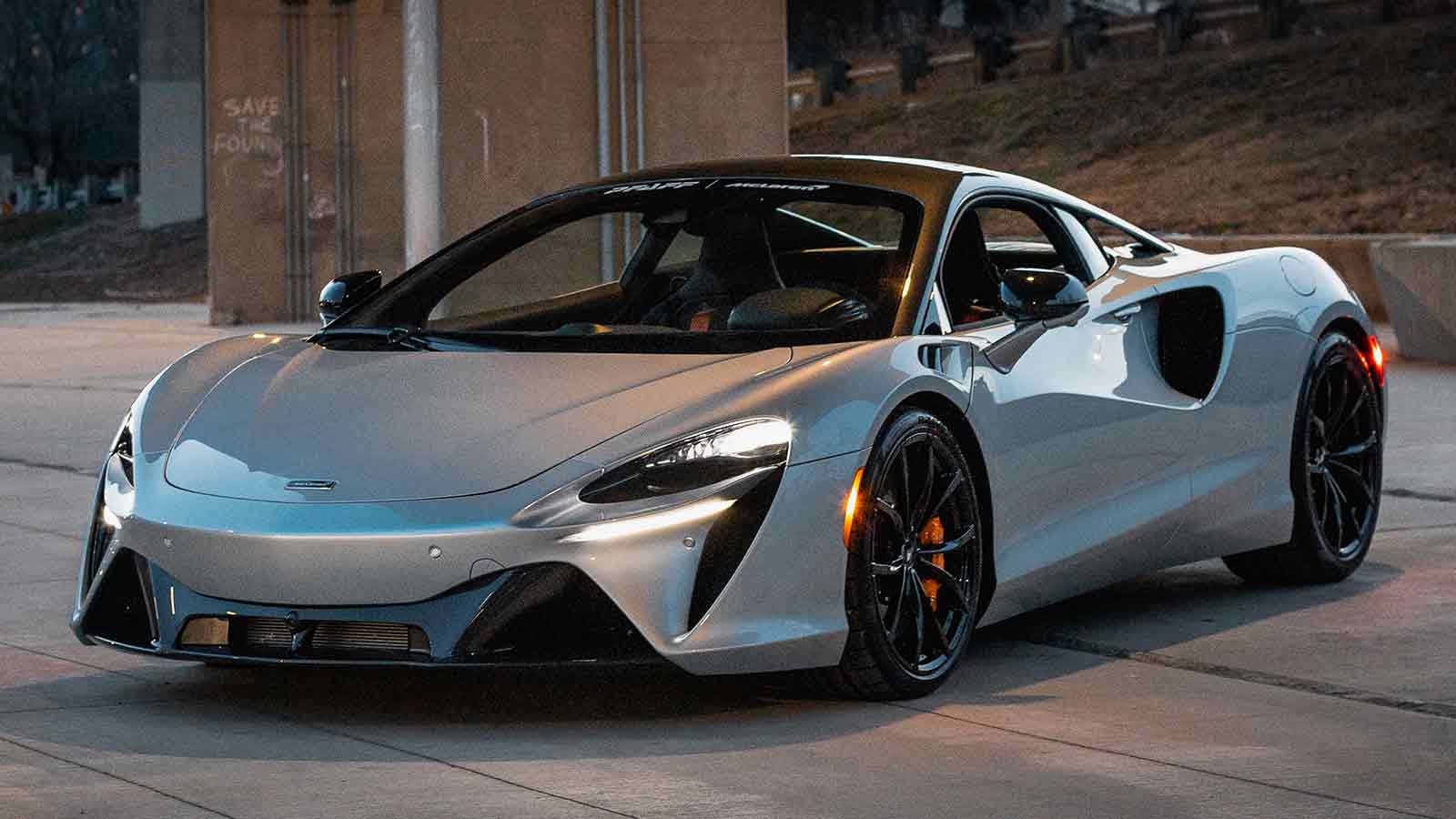 McLaren Artura prize 5