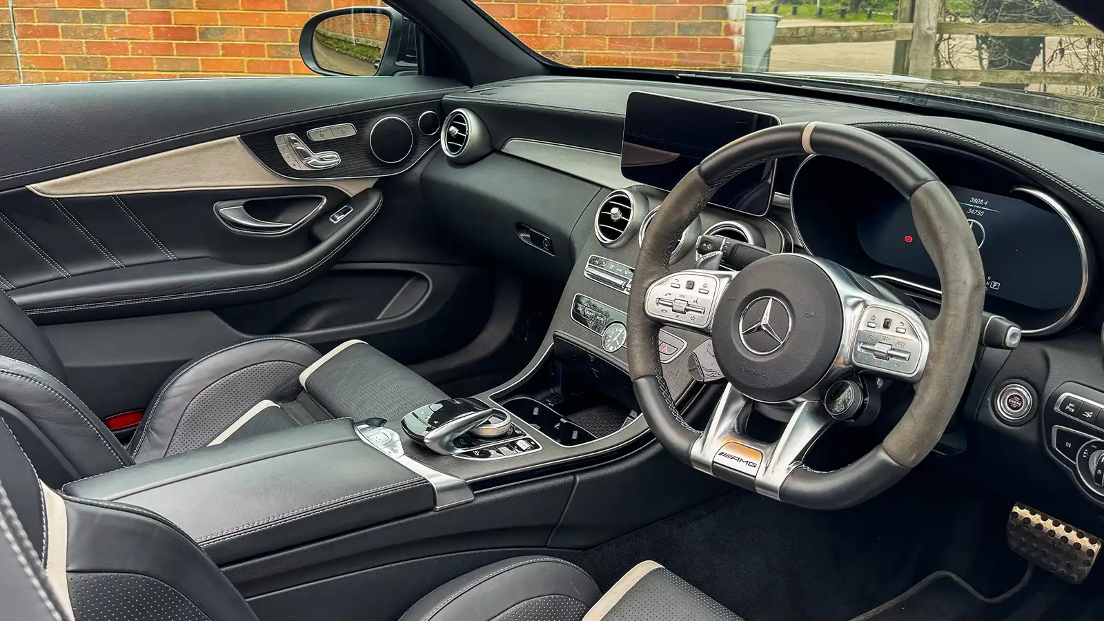 Mercedes-AMG C63 S E Performance prize 5