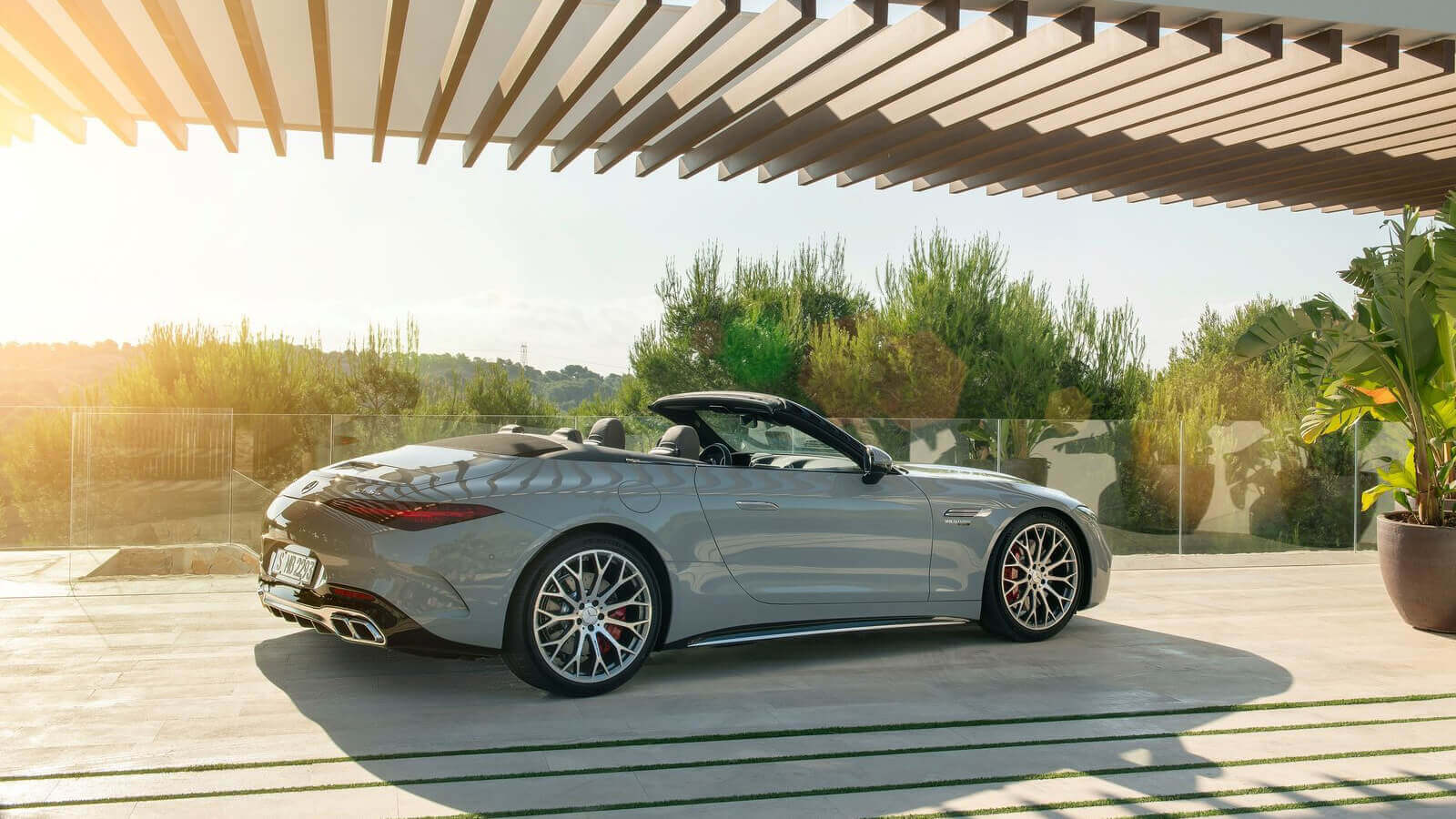Mercedes-AMG SL 55 prize 3