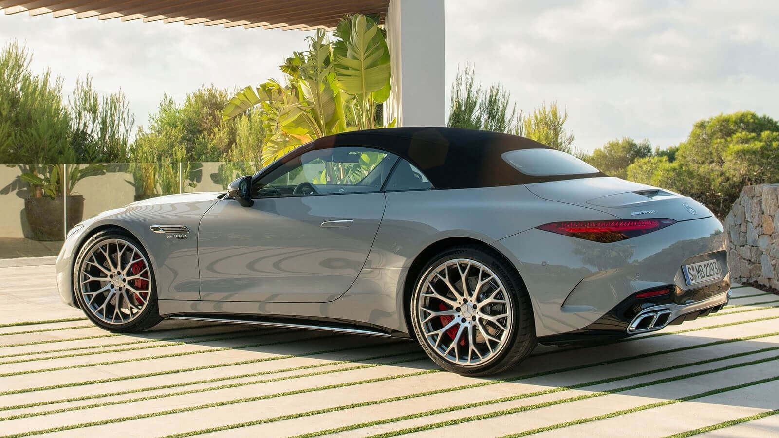 Mercedes-AMG SL 55 prize 4