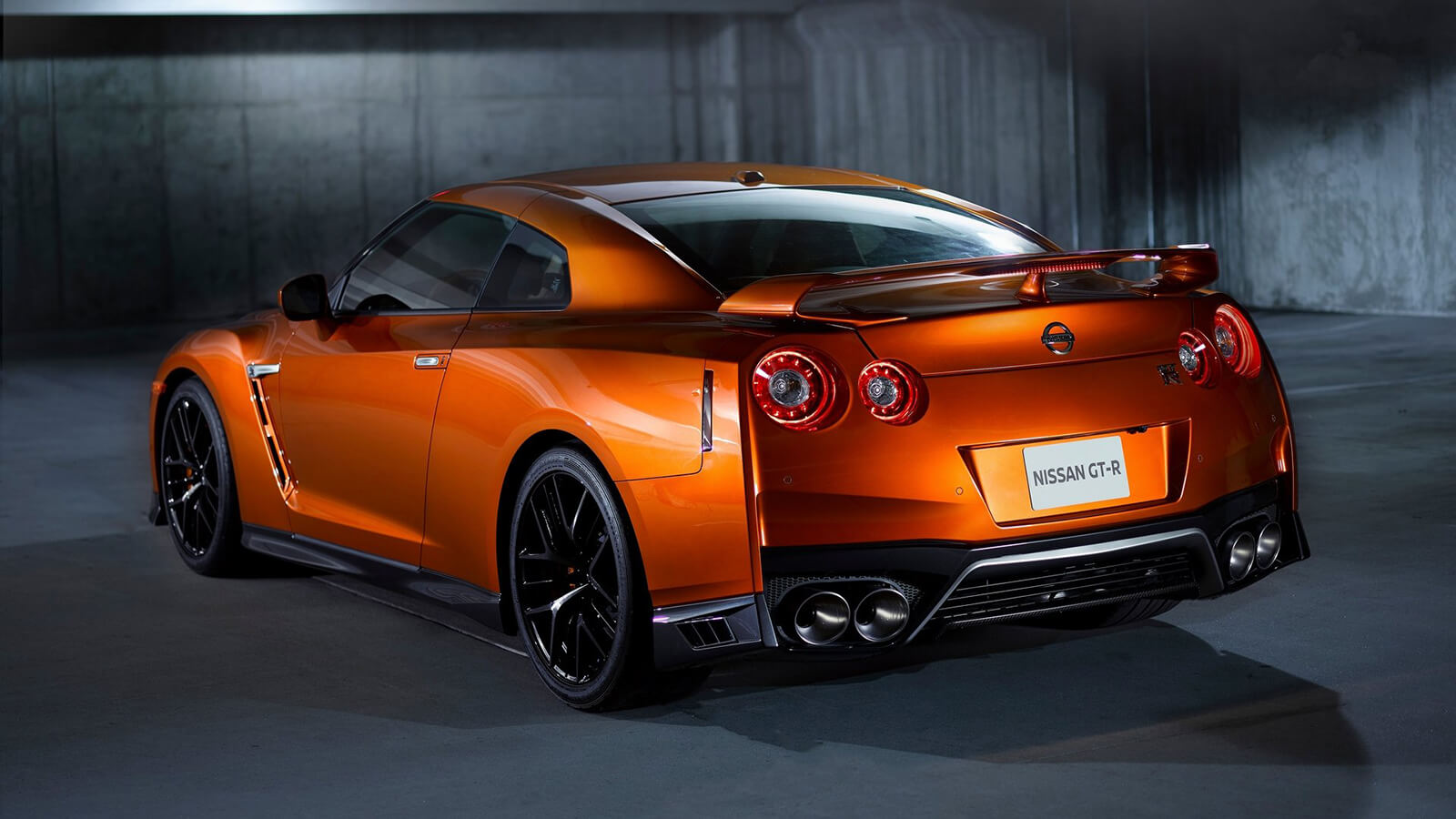 Nissan GT-R NISMO prize 3