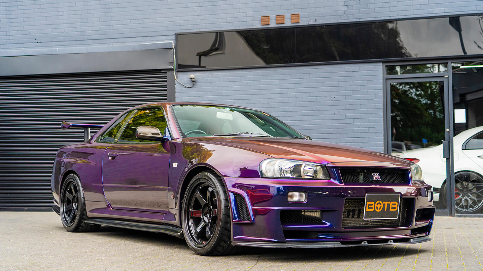 Nissan Skyline GT-R R34 prize 4