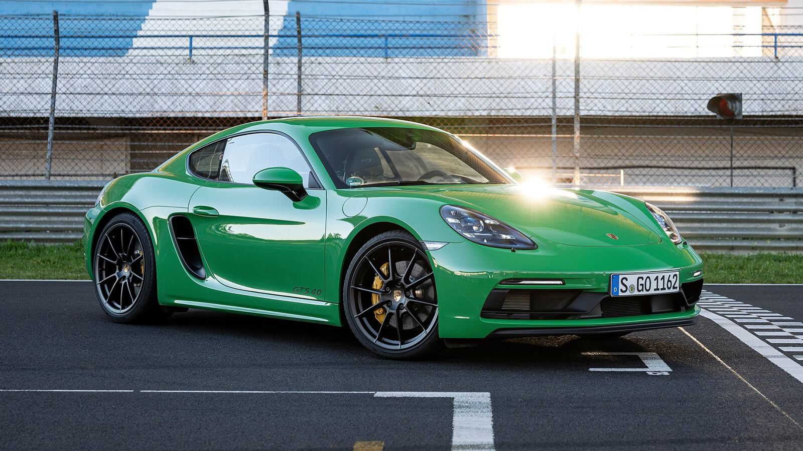 Porsche 718 Cayman GTS prize competition · World Tombola Porsche 718 Cayman GTS prize