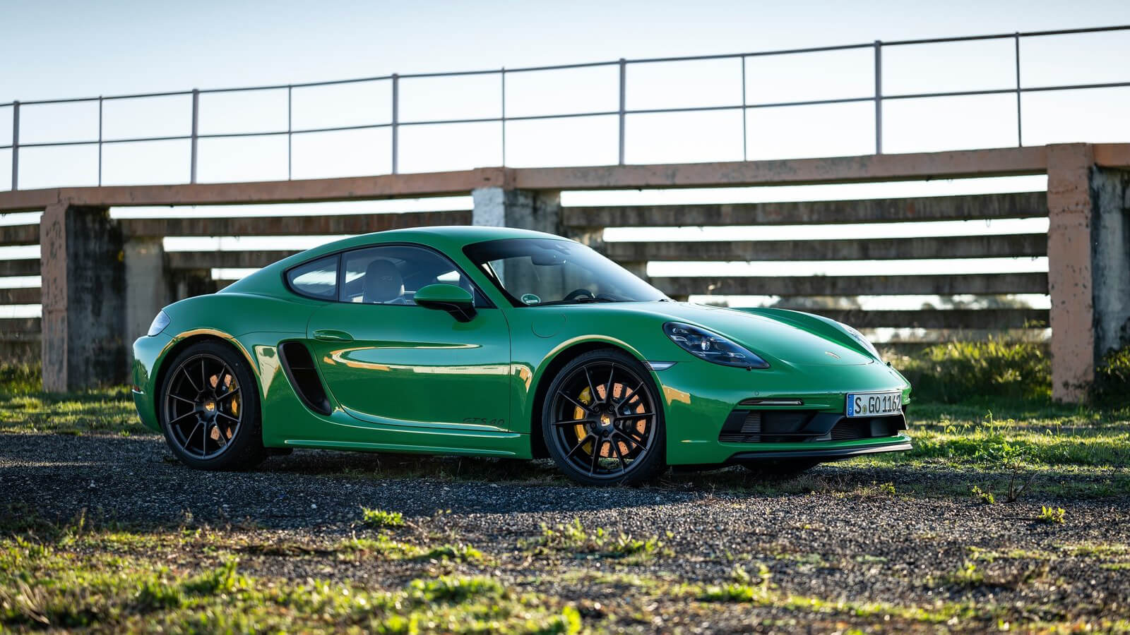 Porsche 718 Cayman GTS prize 2