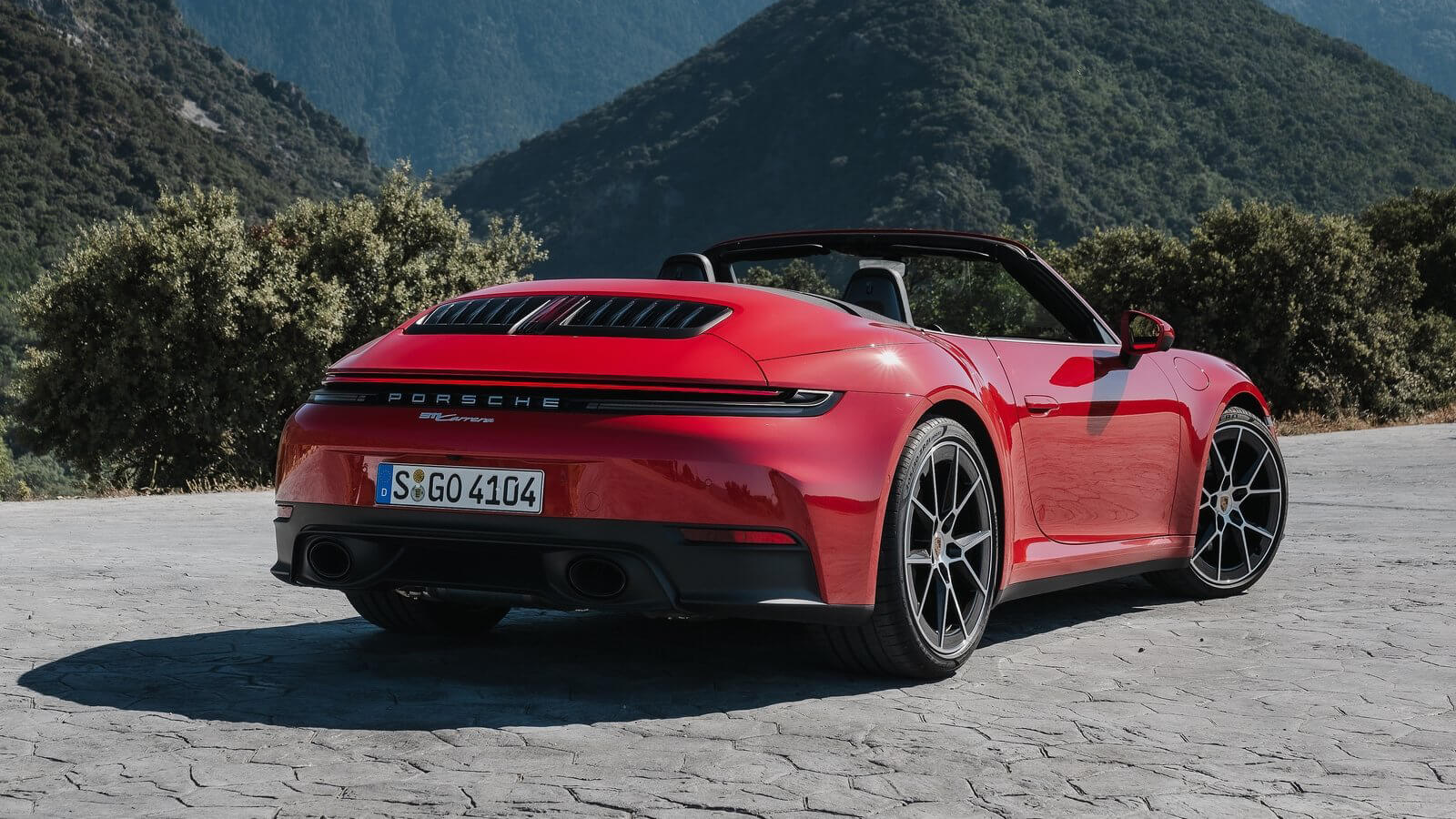 Porsche 911 Carrera prize 3