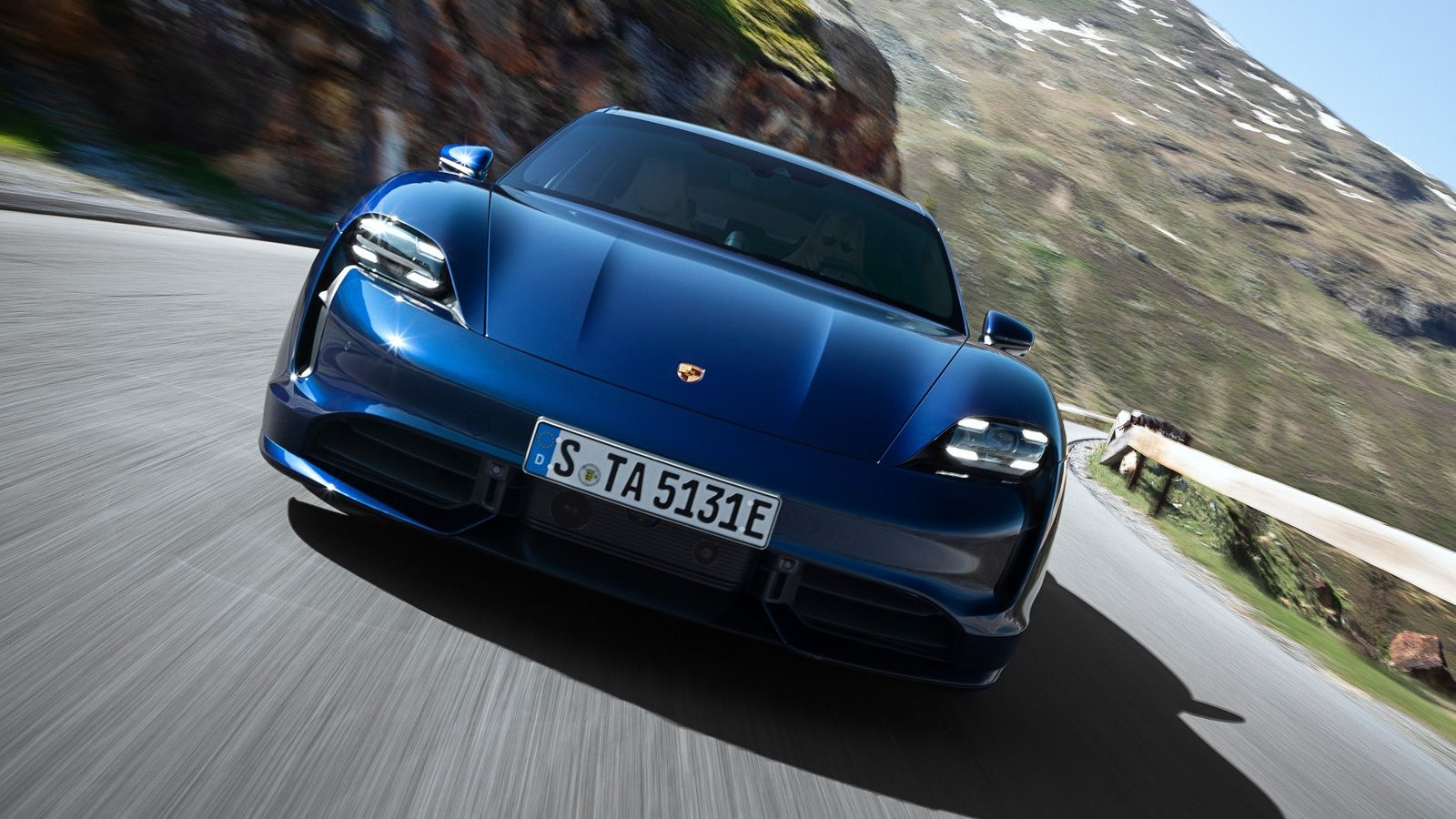 Porsche Taycan Turbo S prize 3