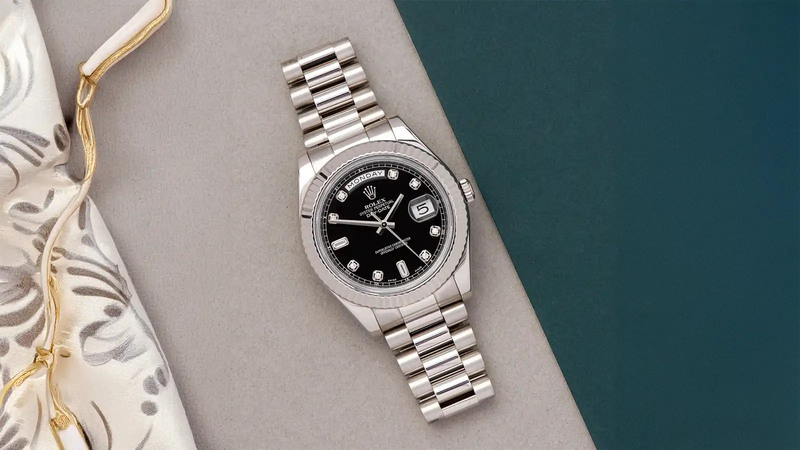 Rolex Day-Date 36 + £10,000 OR Take £18,000 Cash prize competition · World Tombola Rolex Day-Date 36 + £10,000 OR Take £18,000 Cash prize