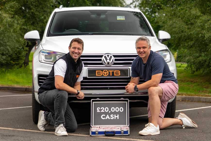 Volkswagen Touareg prize 3